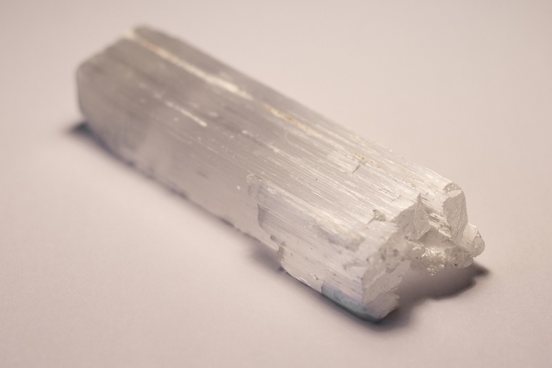 Crown Chakra stones Selenite